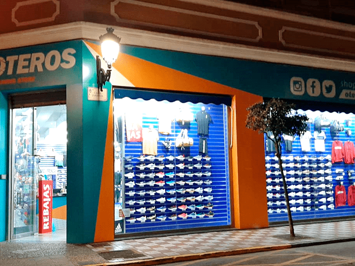 Zapaterías En La Línea De La Concepción